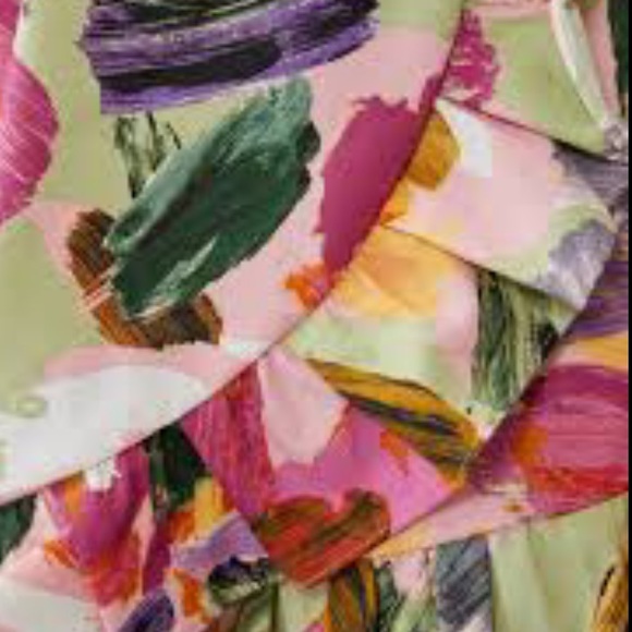 𝗡𝗪𝗧 𝗭𝗮𝗿𝗮 • Printed Asymmetric Top TRF - Picture 16 of 16